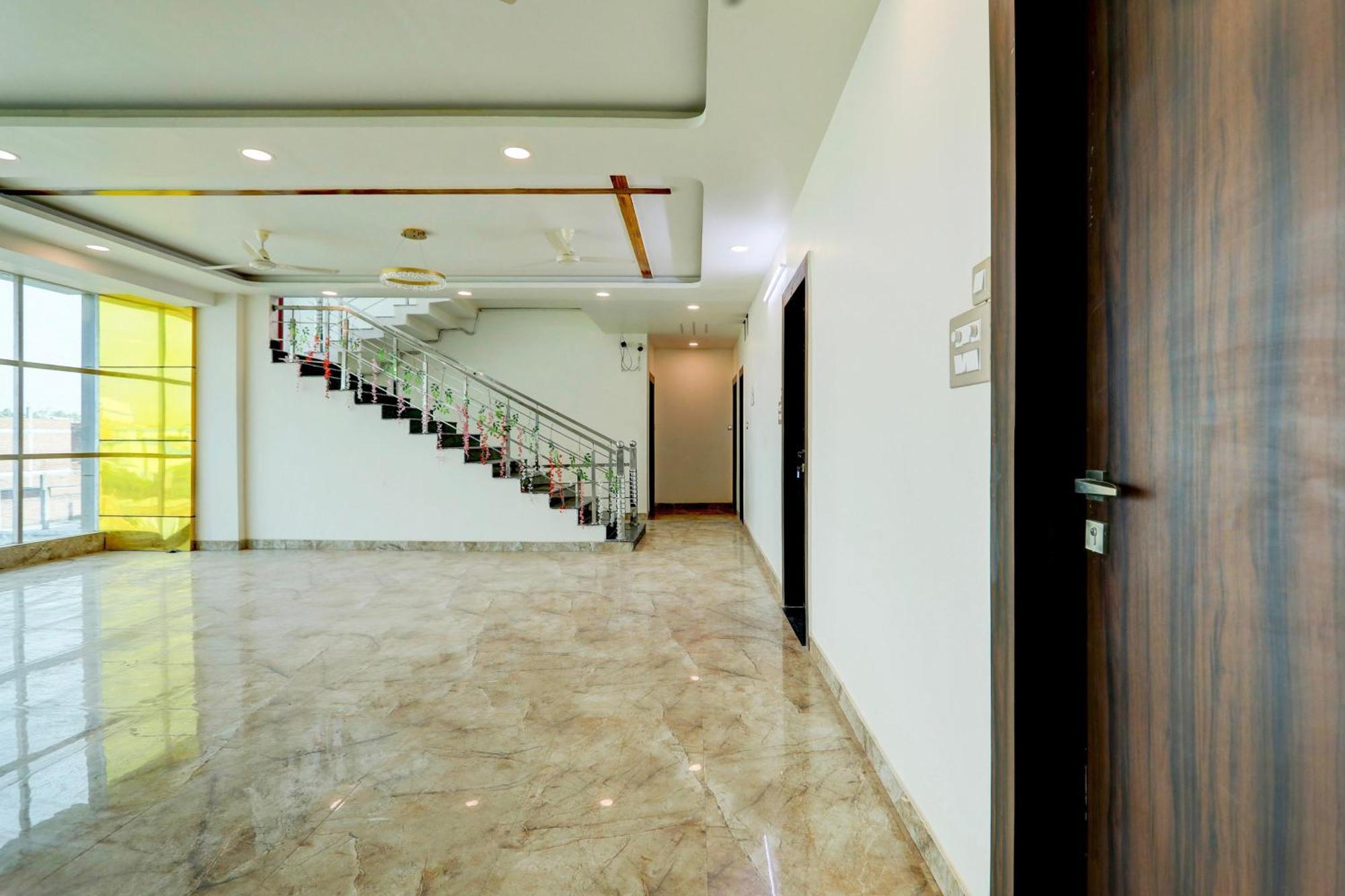 Hotel O Krishna Greens Kanpur Exterior foto